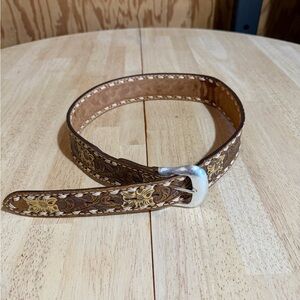 Nocona Brown and Gold Leather Tooled Patterned Mens Belt. Size 33
